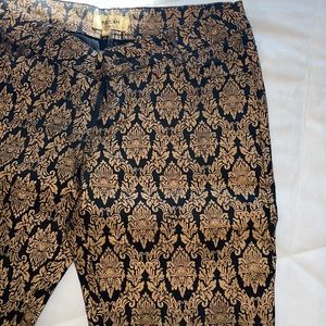 Beulah style gold foil pattern skinny black  low waisted pants size S
